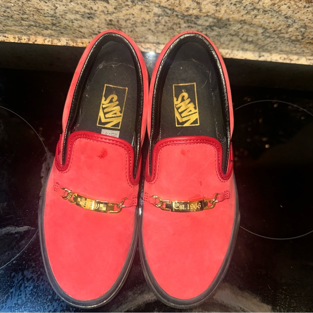 Vans 7 Unisex RARE Red Bold Suede Chili Pepper Gold Plate Slip-On Loafers